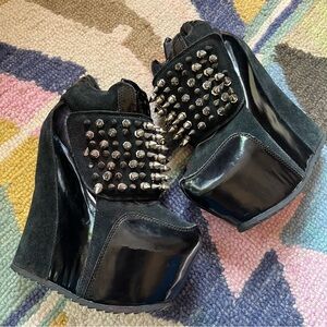 EXTREMELY RARE Jeffrey Campbell Dramo Black Spiked Platform Wedge Shoes Size 9.5